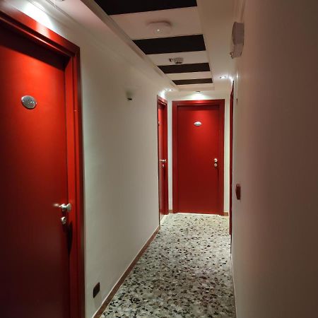 Alex & Lorenz Hotel 토르바이아니카 외부 사진